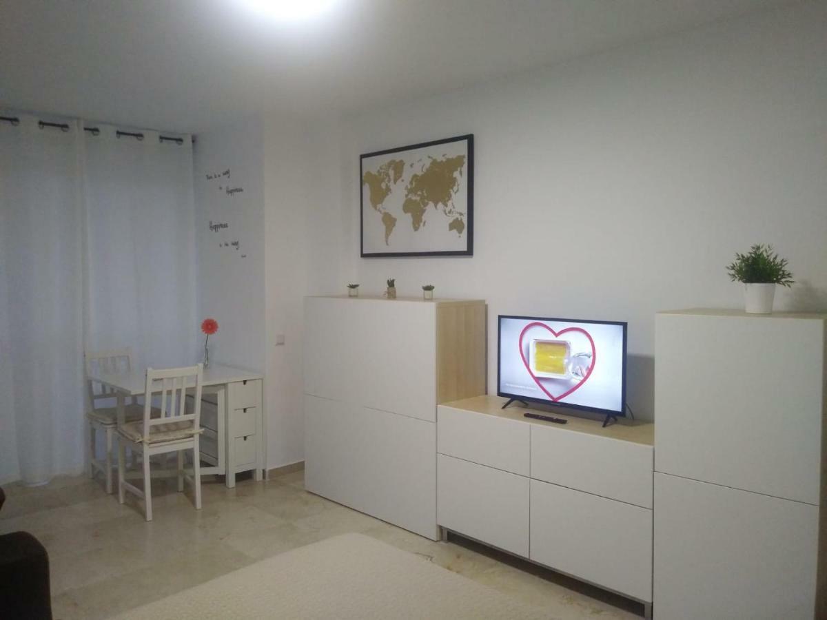Nuevo Roca Chica, Primera Linea Playa,토레몰리노스 외부 사진